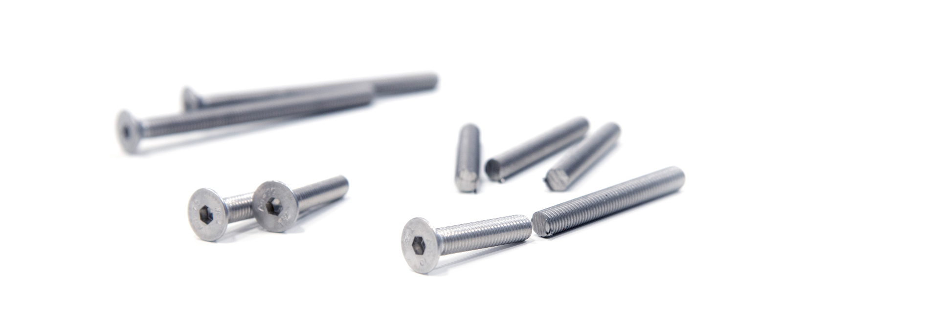 Customization by mechanical machining of screws